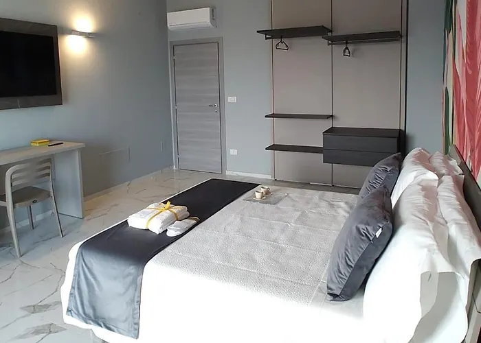 Luxury Melo